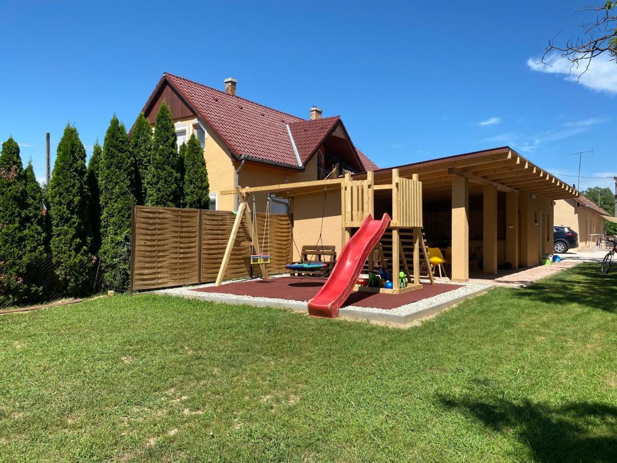 Judith Apartman Iii. Balatonlelle Esterno foto